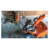 ST224 Husqvarna Snowblower with Electric Start. Looks Brand New, Little to no wear.
