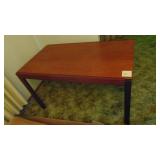 Expandable Table 30" x 52" x 29". Extra Pull-Out Leaf is 19.5"