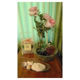 Assorted Decor Items