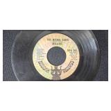 Collection of Vintage 45 RPM Vinyl Records, Various Artists Inc Busy-Bee Phonograph Record From Early 1900s