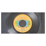 Lot of Vintage 45 RPM Vinyl Records Mixed Artists -  Inc Busy-Bee Phonograph Record From Early 1900s