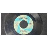 Collection of Vintage 45 RPM Records Various Artists -  Inc Busy-Bee Phonograph Record From Early 1900s