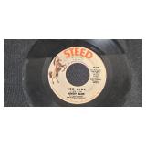 Set of Vintage 45 RPM Vinyl Records Various Artists - Inc Busy-Bee Phonograph Record From Early 1900s