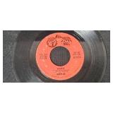 Collection of Vintage 45 RPM Vinyl Records - Various Artists -  Inc Busy-Bee Phonograph Record From Early 1900s