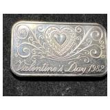 1 TROY OZ .999 FINE SILVER VALENTINES DAY 1982 BAR