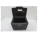 Sentry Safe Firebox (does lock-key does not fit)