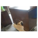 Vintage/Antique Singer Style-O-Matic 328 Sewing Machine in Cabinet