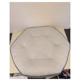 KIRKLAND SIGNATURE LARGE HEXAGON PET BED