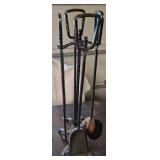 Fireplace tool set