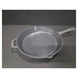 ZAKARIAN Cast Iron Pan
