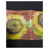 Fancy Sunflower dish set