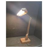 Vintage Retro Industrial-Style Lamp