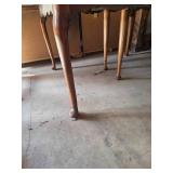 Traditional Rectangular Hardwood Dining room Table