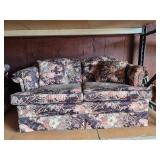 Great Condition, Soft, Floral 2-seater couch.