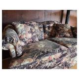 Great Condition, Soft, Floral 2-seater couch.