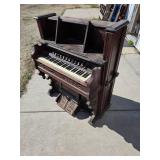 Antique Pump (Pipe) Organ