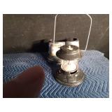 1992 Coleman green propane double mantel quick start lantern