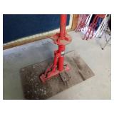 Manual tire changer