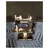 Vintage Metal Singer Child’s Hand Crank Sewing Machine