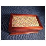 Jewelry box of jewelry - some vintage