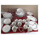 Pfattzgraff Set of Dishes - see description for more info