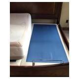 Stanley Furniture King Size Bed Frame with 2 Reverie Twin Adjustable Support Beds (Mechanical)  - Smoke Free