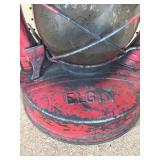 Vintage Red Elgin oil lantern star bottom with Dietz D-lite N.Y. USA glass globe