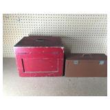 2 vintage wooden boxes