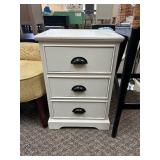 Safavieh Griffin 3 Drawer Accent Table - MSRP $220.50
