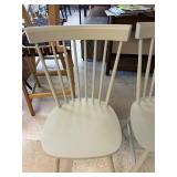 Safavieh Parker 17" Spindle Dining Chair (Set of 2) - MSRP $231