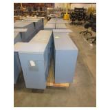 PALLETS OF WOODEN HUTCH TOPS