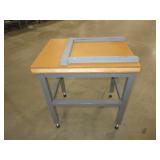 COMPACT WORK TABLES