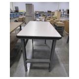 HEIGHT ADJUSTABLE TABLE