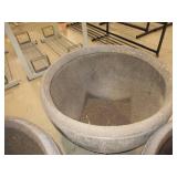 EXTRA LARGE PLASTIC PATIO POTS