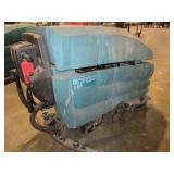 TENNANT 32" FLOOR SCRUBBER