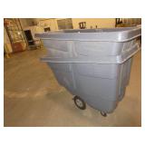 RUBBERMAID TILT TRUCKS
