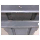 RUBBERMAID TILT TRUCKS