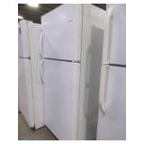 FRIGIDAIRE REFRIGERATOR IN WHITE