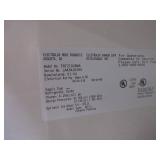 FRIGIDAIRE REFRIGERATOR IN WHITE