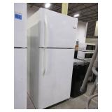 FRIGIDAIRE REFRIGERATOR IN WHITE