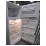 FRIGIDAIRE REFRIGERATOR IN WHITE