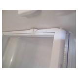 FRIGIDAIRE REFRIGERATOR IN WHITE