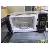 3 MICROWAVE OVENS