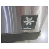 MANITOWOC COMMERCIAL ICE AND WATER DISPENSER