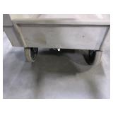 RUBBERMAID ROLLING UTILITY CARTS