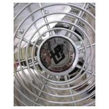 TPI INDUSTRIAL WALL MOUNT FAN