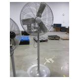 UTILITECH 30" FLOOR FAN WITH STAND