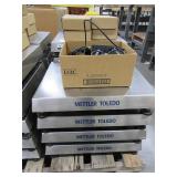 METTLER 300 LB SDIGITAL SCALES WITH DISPLAYS- NO POWER SUPPLIES