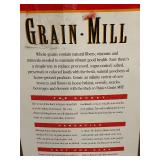 Back to Basics Manual Grain Mill Adjustable Flour Grinder