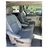 2010 VOLKSWAGEN ROUTAN SE *No Accidents | Certified Pre-Owned* (NO RESERVE)